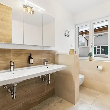 Apartment Casa Tegernsee - Zentral, Modern, Nespresso, 3 Min Zum Gmund am Tegernsee